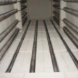 Piec hartowniczy - komora wyłożona ceramiczną izolacją modułową